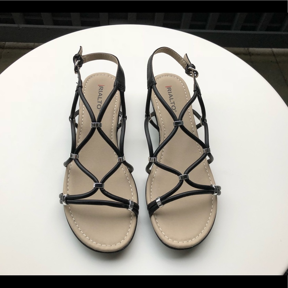Beautiful Rialto Sandals *